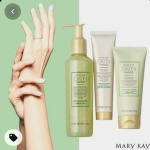 Brand New in bag Mary Kay 3 piece Satin Hands set